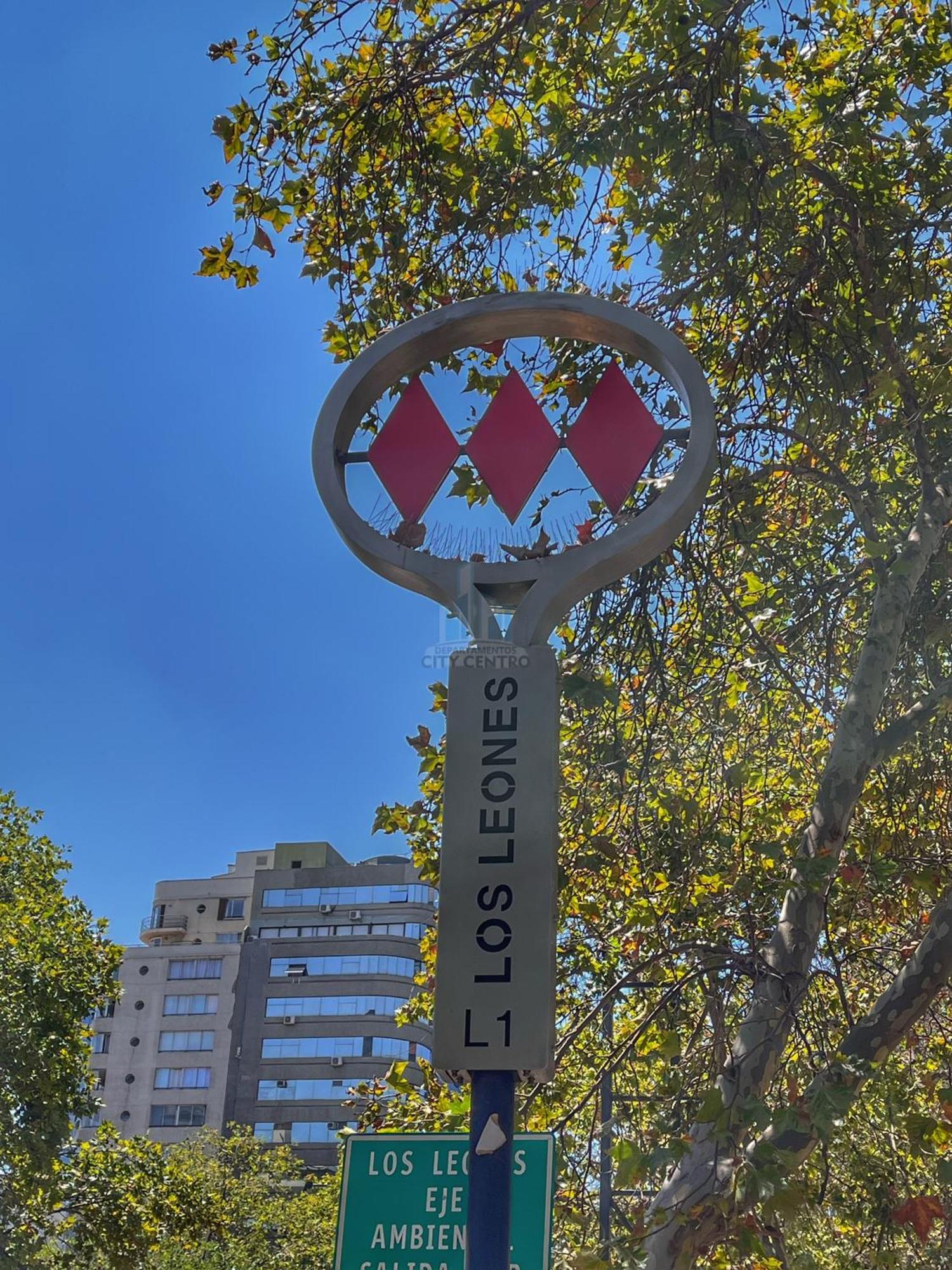 Apartamentos City Centro Los Leones サンティアゴ エクステリア 写真