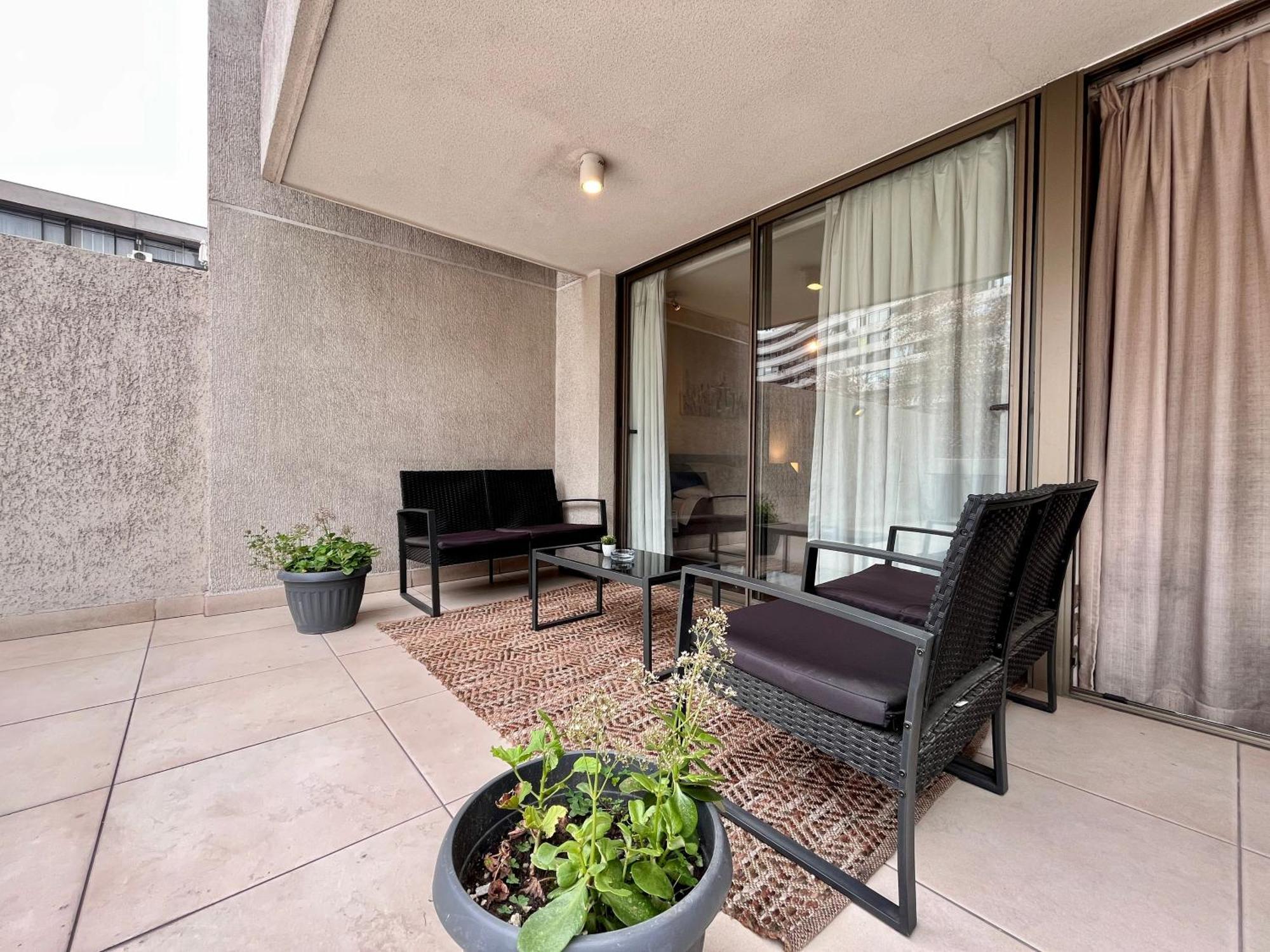 Apartamentos City Centro Los Leones サンティアゴ エクステリア 写真