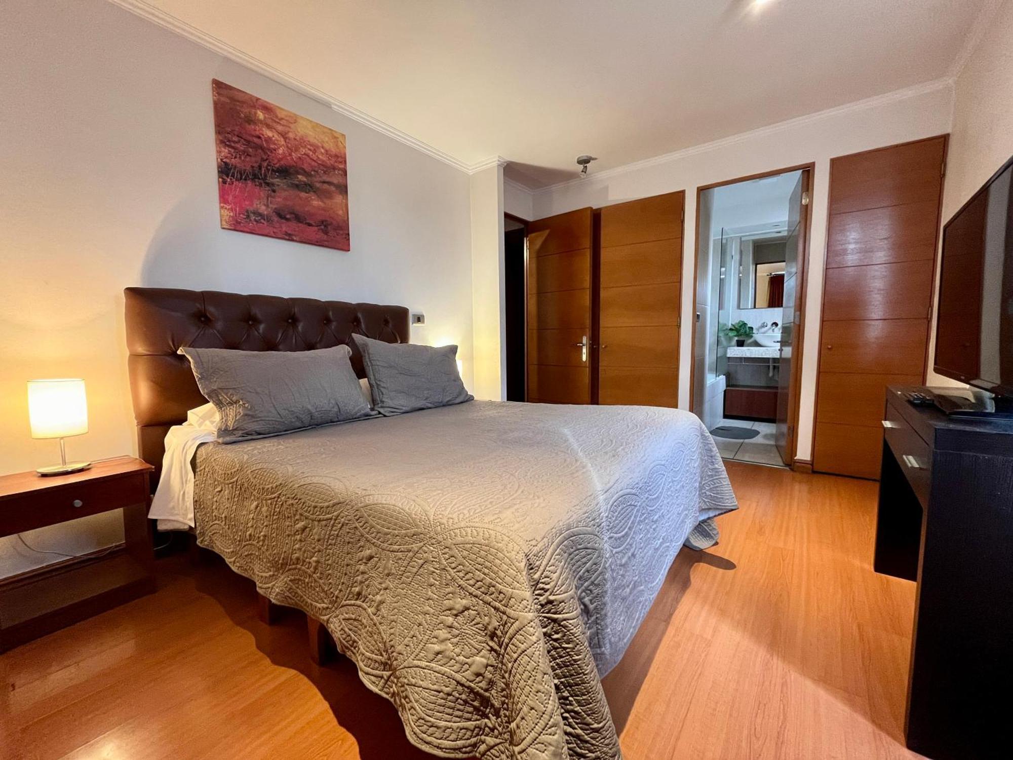 Apartamentos City Centro Los Leones サンティアゴ エクステリア 写真