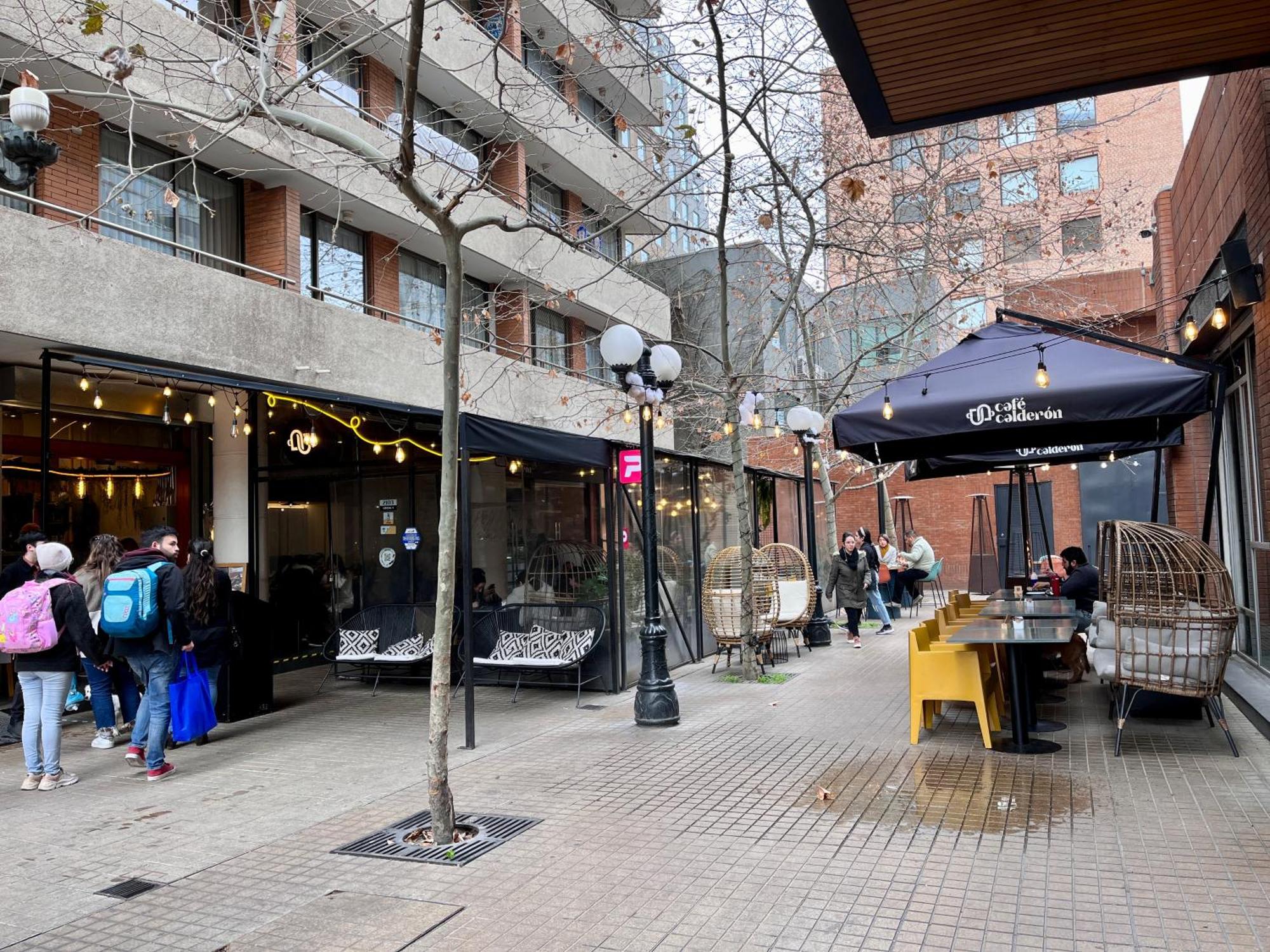 Apartamentos City Centro Los Leones サンティアゴ エクステリア 写真